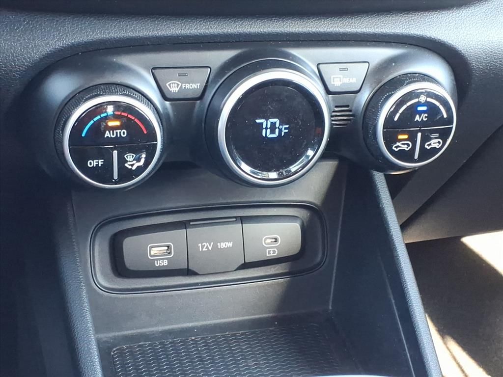 Used 2023 Hyundai Venue SUV