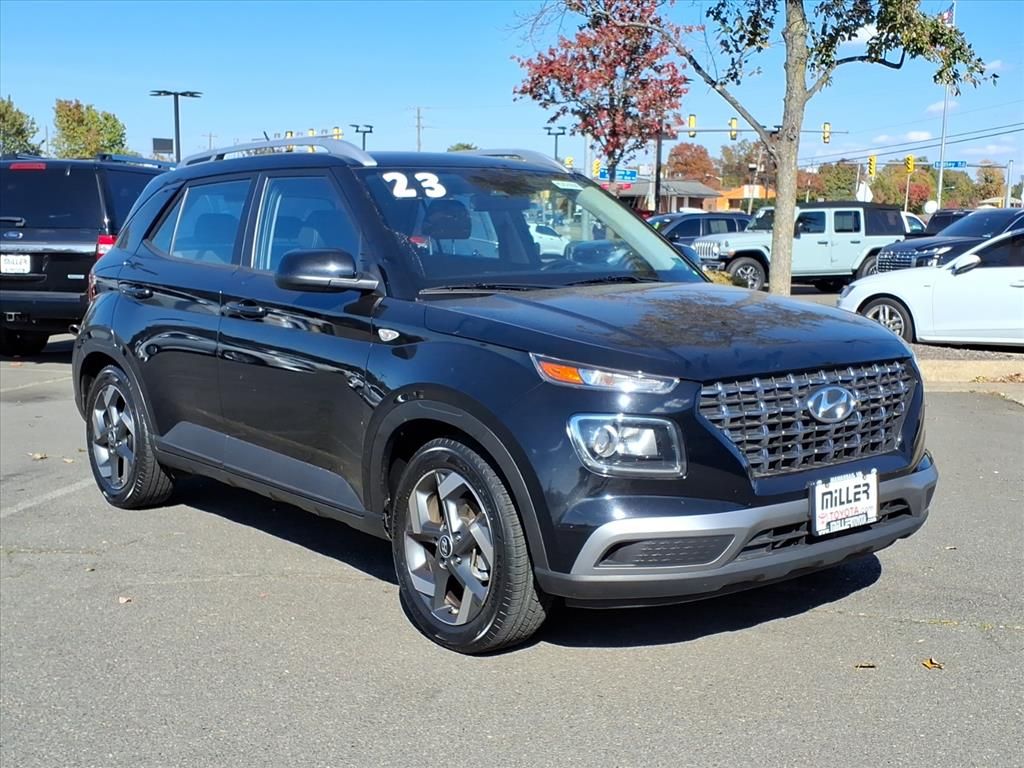 Used 2023 Hyundai Venue SUV