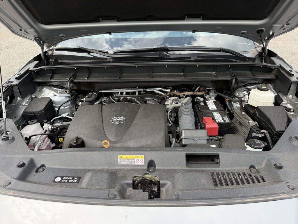 Used 2022 Toyota Highlander SUV