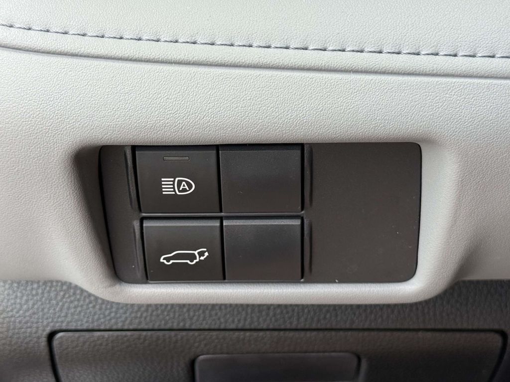 Used 2022 Toyota Highlander SUV