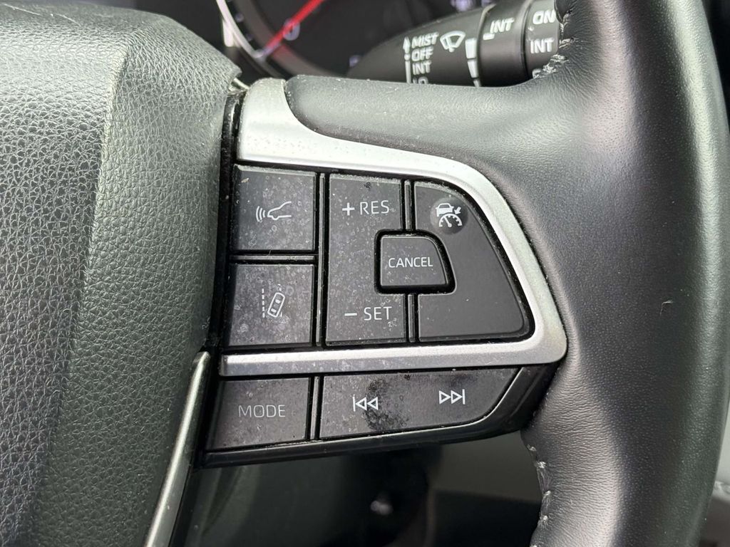 Used 2022 Toyota Highlander SUV