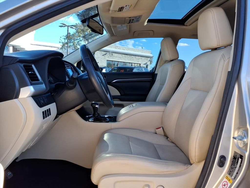 Used 2015 Toyota Highlander SUV