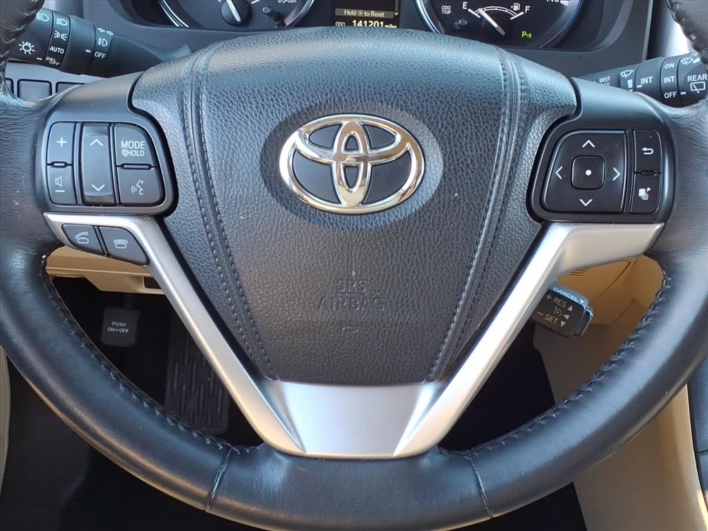 Used 2015 Toyota Highlander SUV