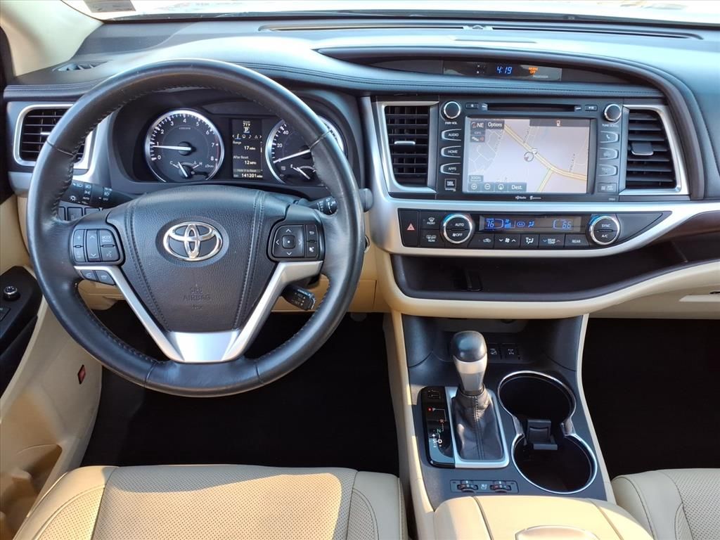 Used 2015 Toyota Highlander SUV