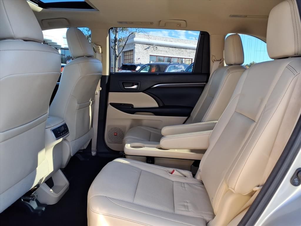 Used 2015 Toyota Highlander SUV