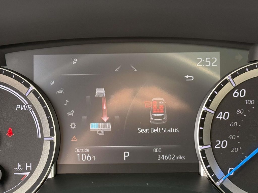 Used 2023 Toyota Highlander Hybrid SUV