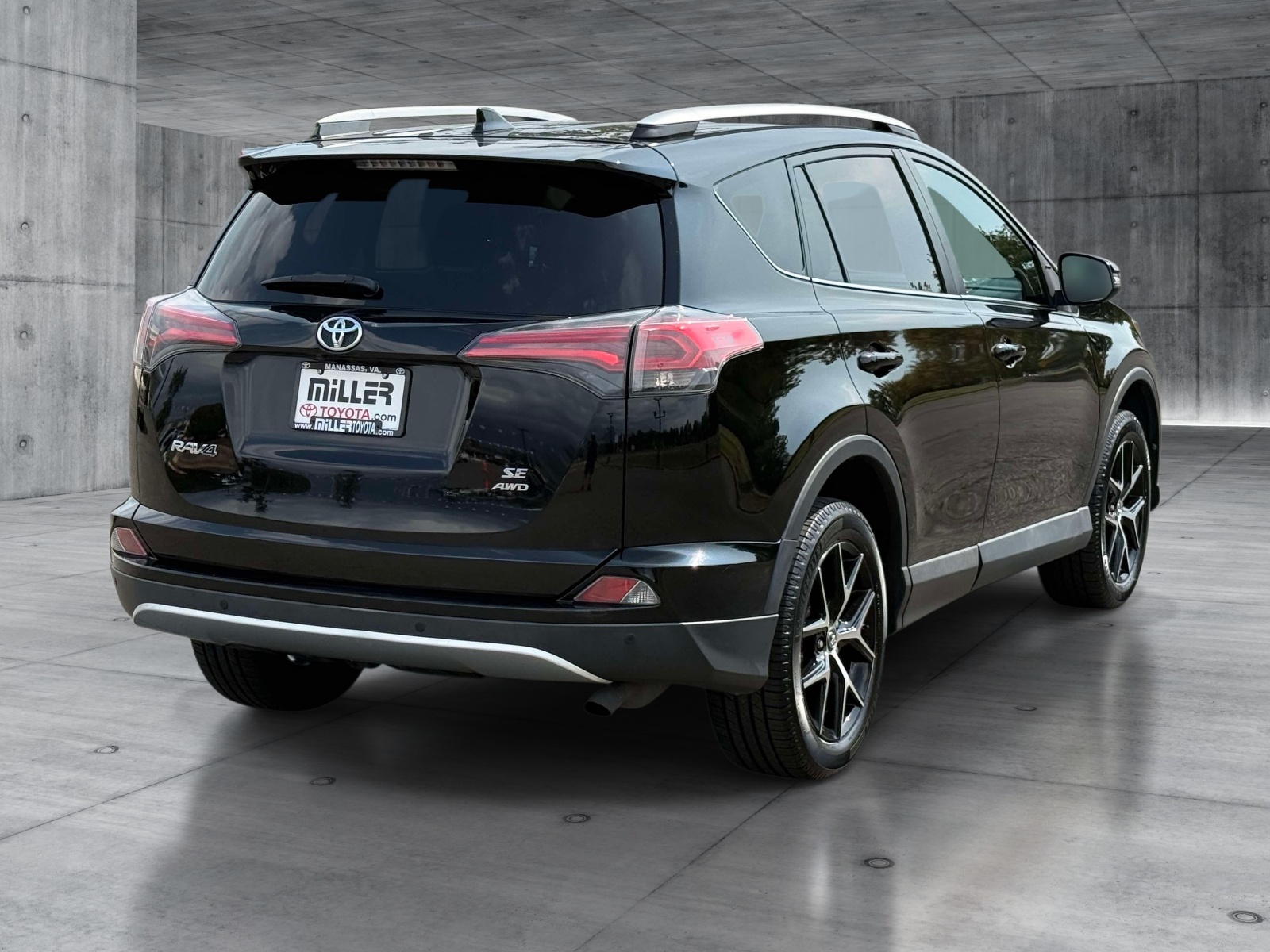Used 2016 Toyota RAV4 SUV