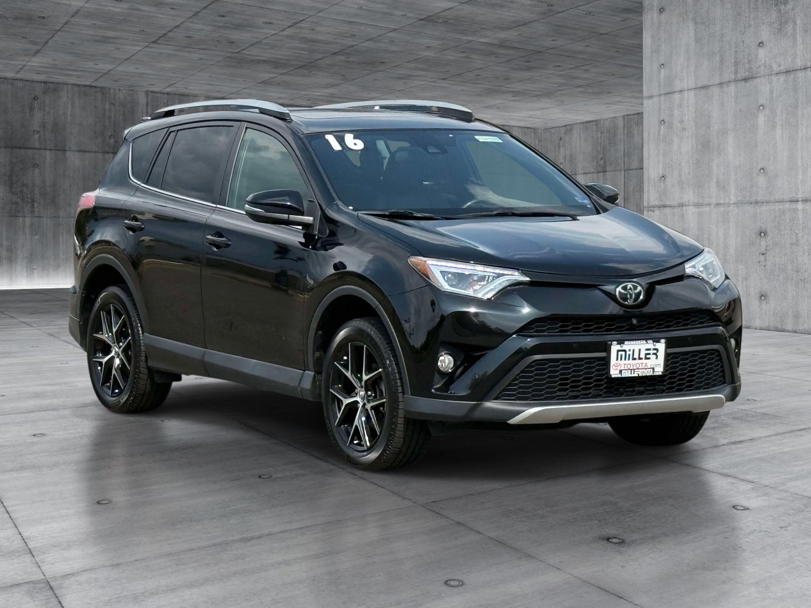 Used 2016 Toyota RAV4 SUV