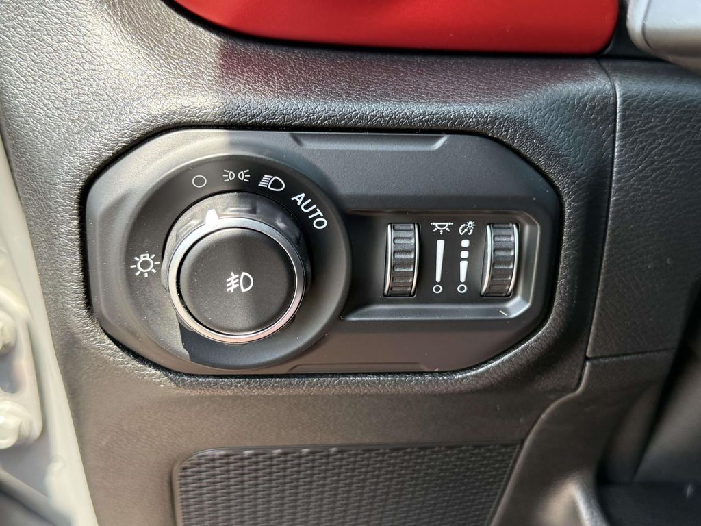 Used 2021 Jeep Wrangler SUV