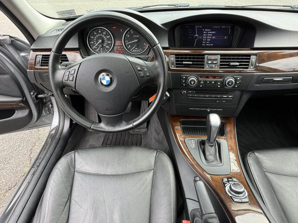 Used 2011 BMW 3 series Sedan
