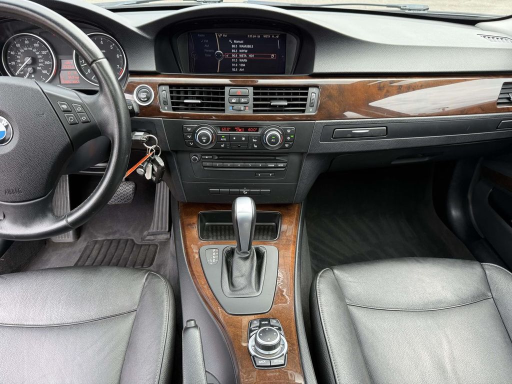 Used 2011 BMW 3 series Sedan