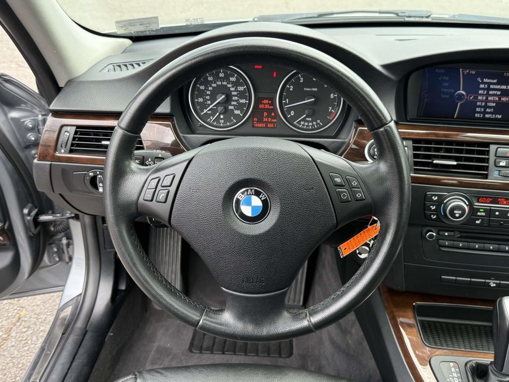 Used 2011 BMW 3 series Sedan