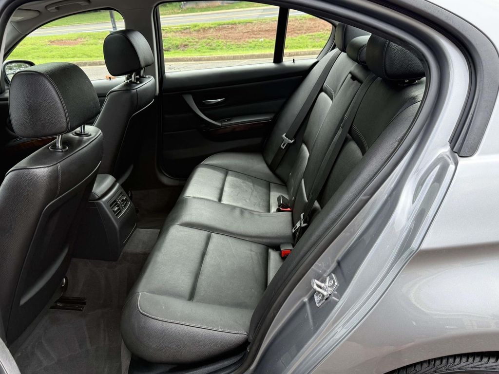 Used 2011 BMW 3 series Sedan