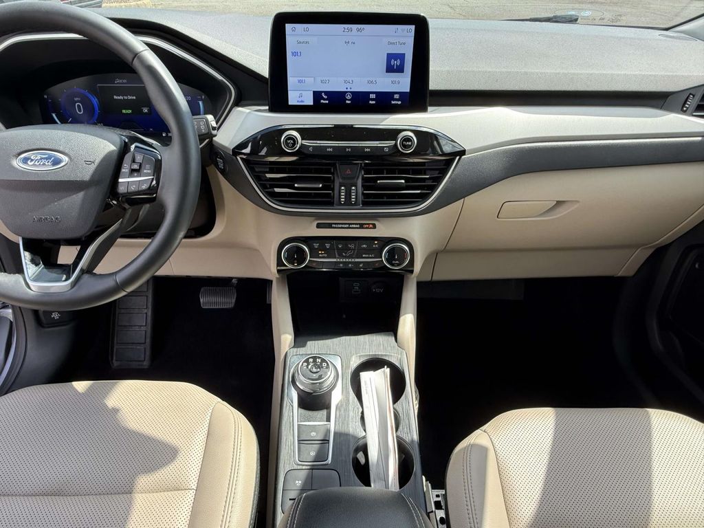 Used 2022 Ford Escape Hybrid SUV