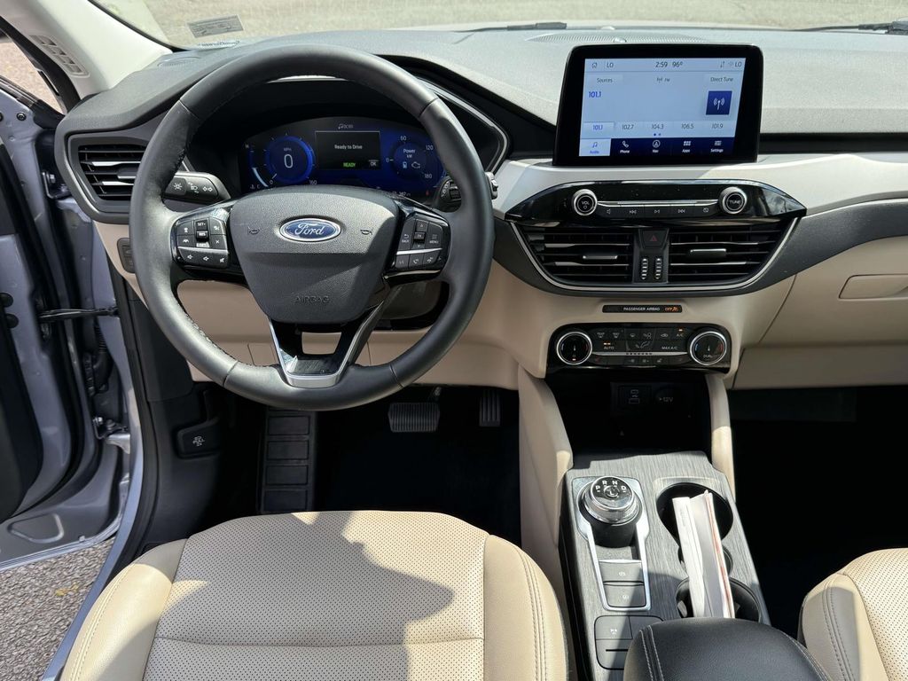 Used 2022 Ford Escape Hybrid SUV