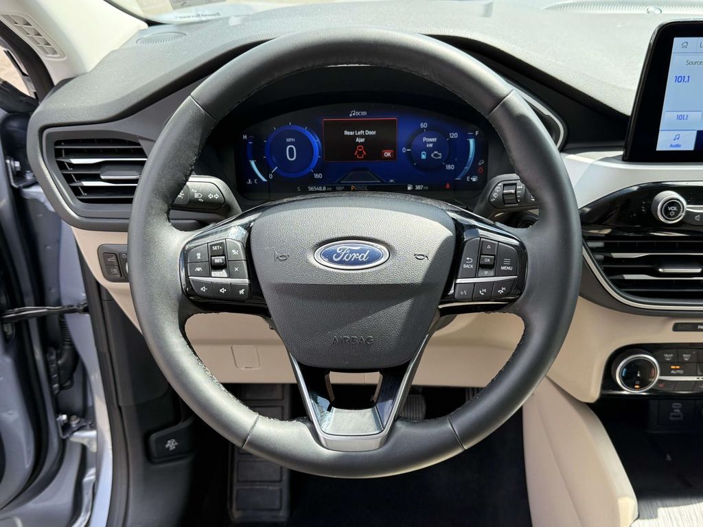 Used 2022 Ford Escape Hybrid SUV