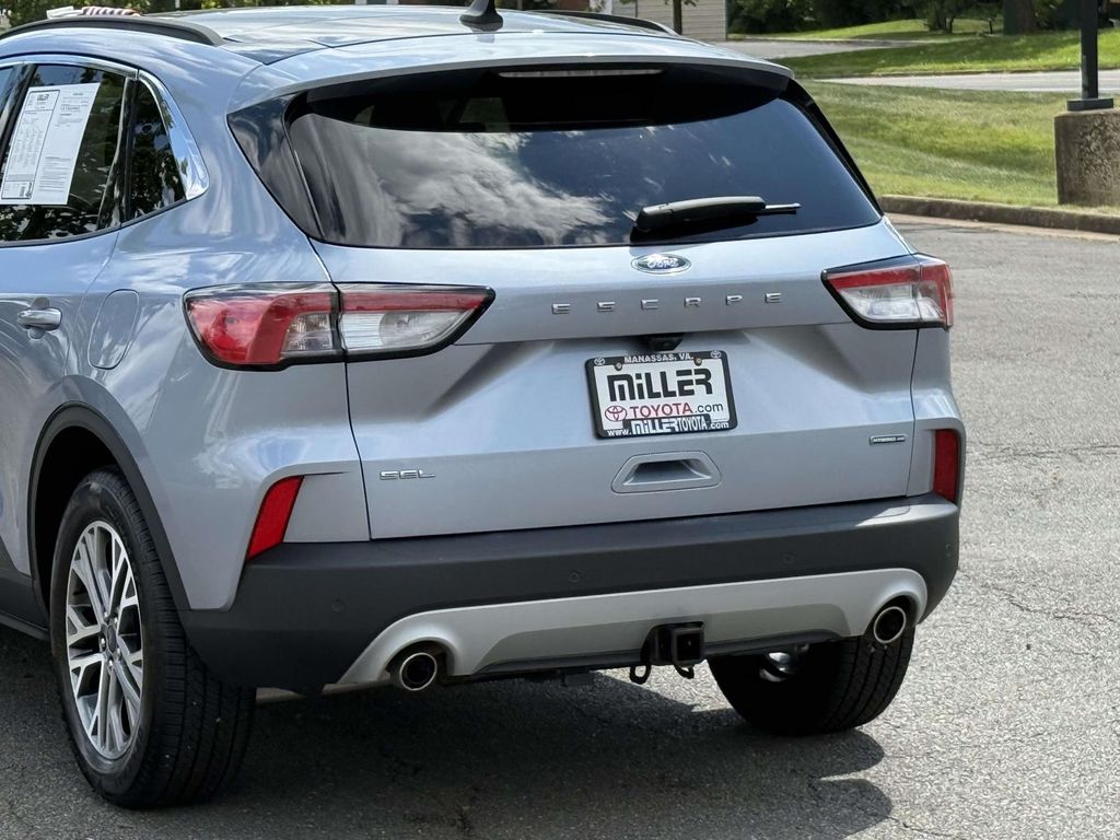 Used 2022 Ford Escape Hybrid SUV