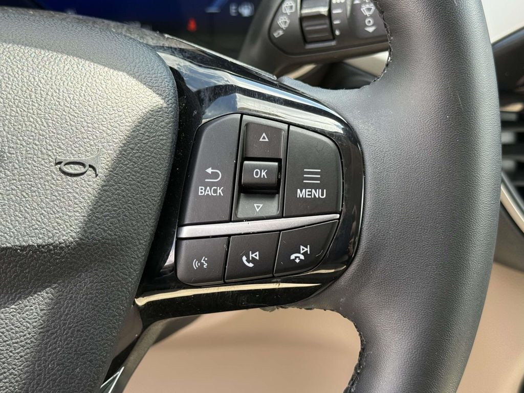 Used 2022 Ford Escape Hybrid SUV
