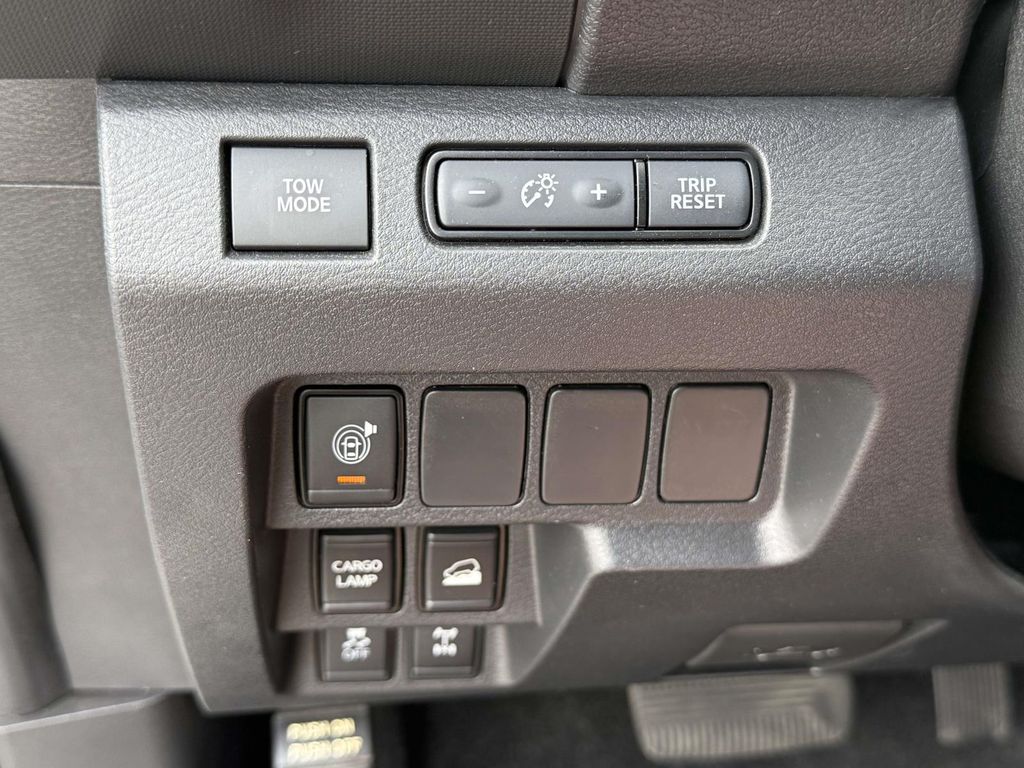 Used 2023 Nissan Frontier Truck