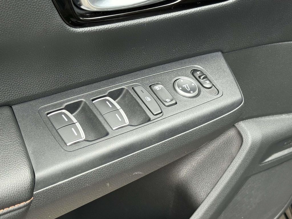 Used 2026 Honda CR-V Hybrid SUV