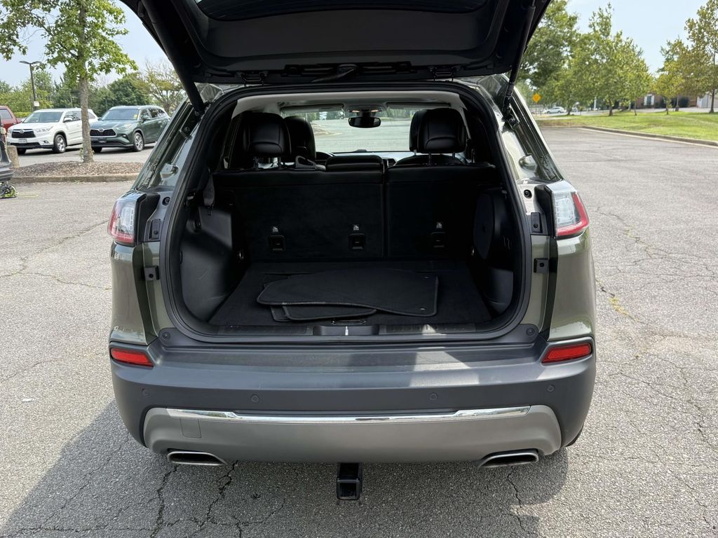 Used 2019 Jeep Cherokee SUV