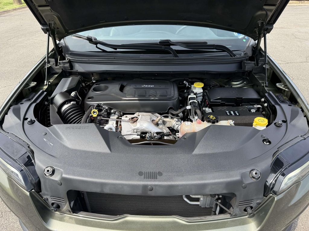 Used 2019 Jeep Cherokee SUV