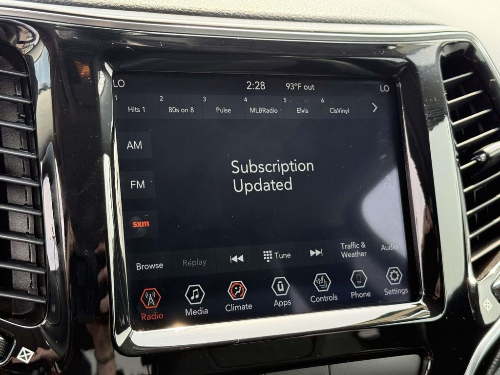 Used 2019 Jeep Cherokee SUV