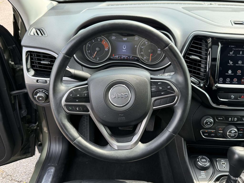 Used 2019 Jeep Cherokee SUV