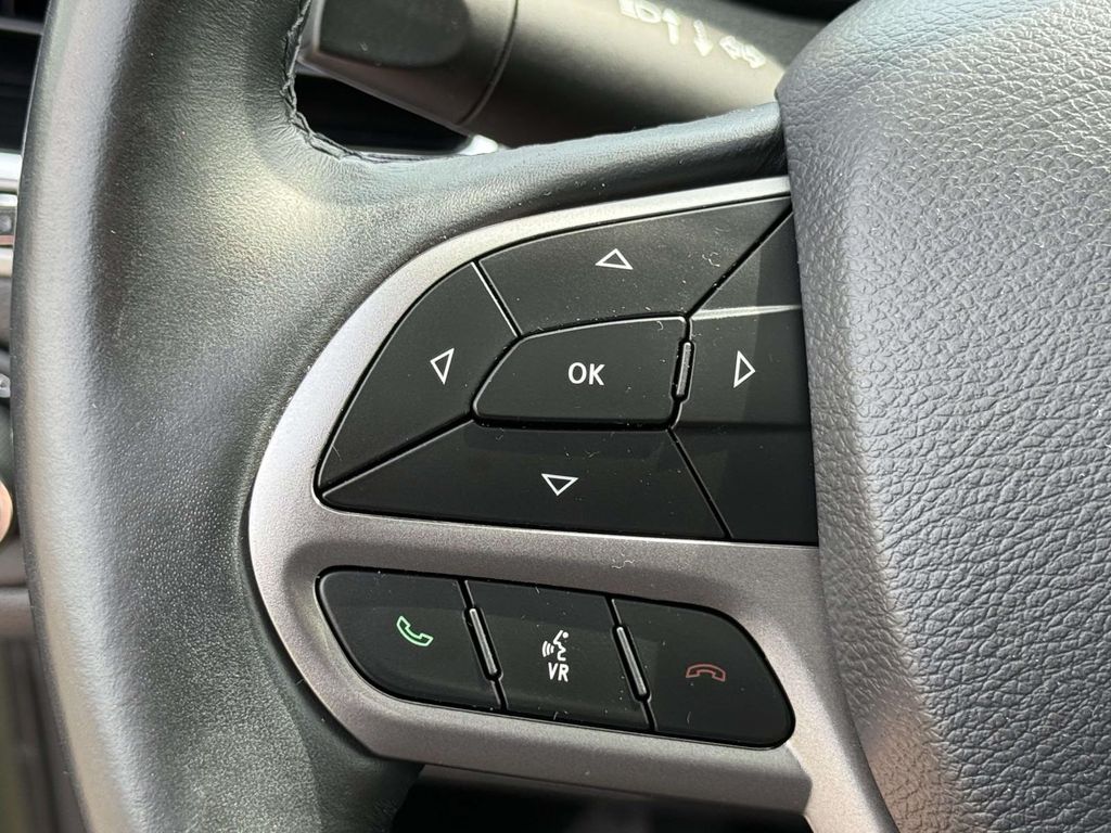 Used 2019 Jeep Cherokee SUV