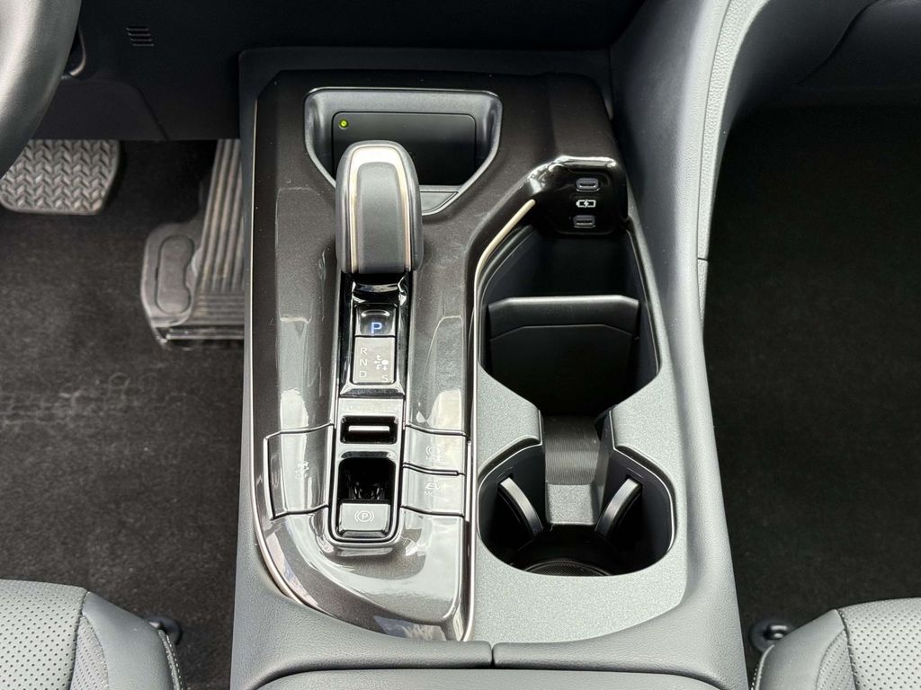 Used 2025 Toyota Crown Signia SUV
