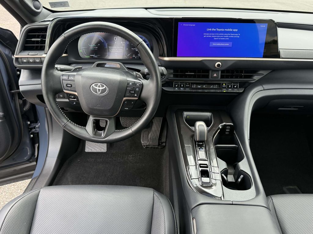 Used 2025 Toyota Crown Signia SUV