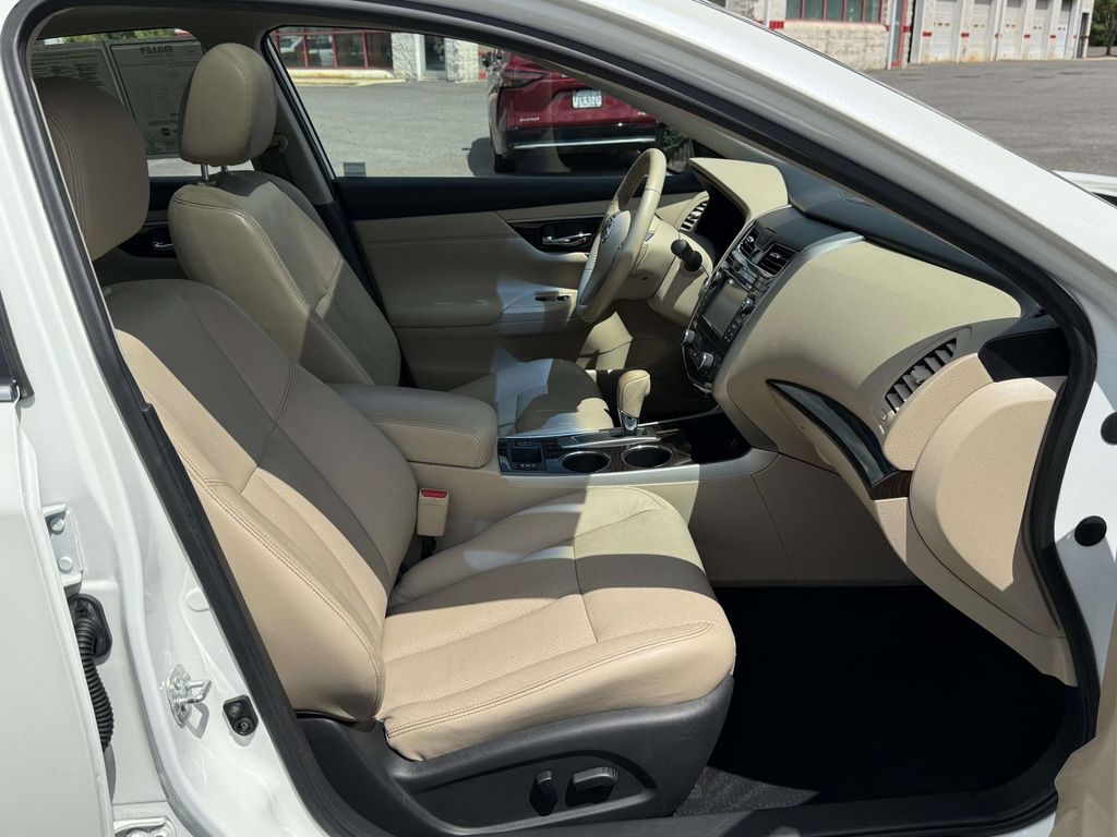 Used 2015 Nissan Altima Sedan