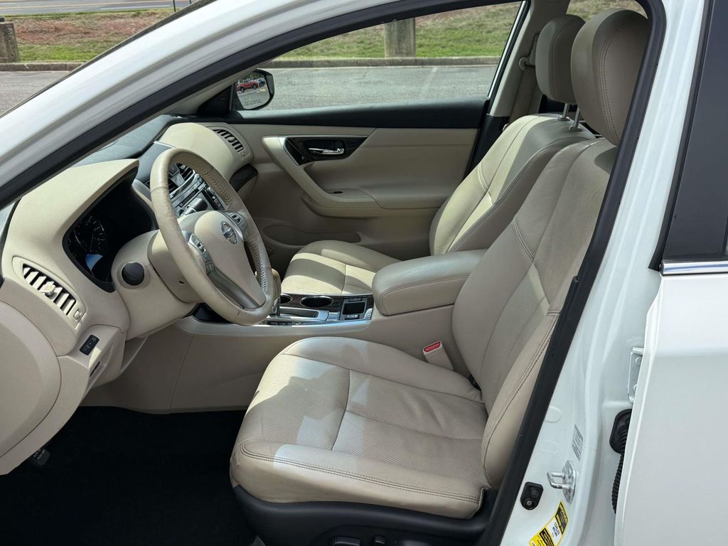 Used 2015 Nissan Altima Sedan