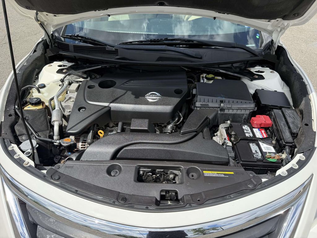 Used 2015 Nissan Altima Sedan