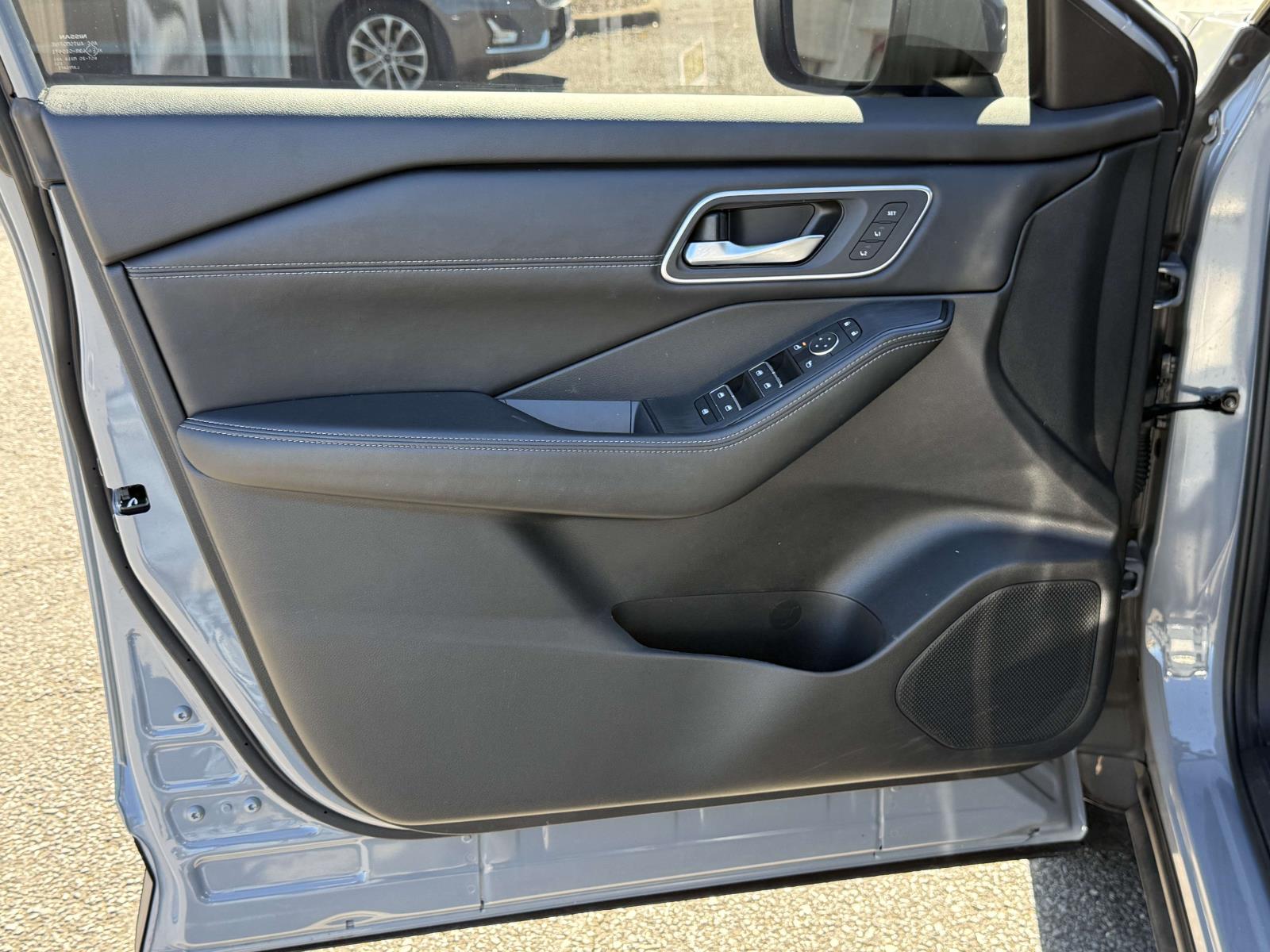 Used 2024 Nissan Rogue SUV