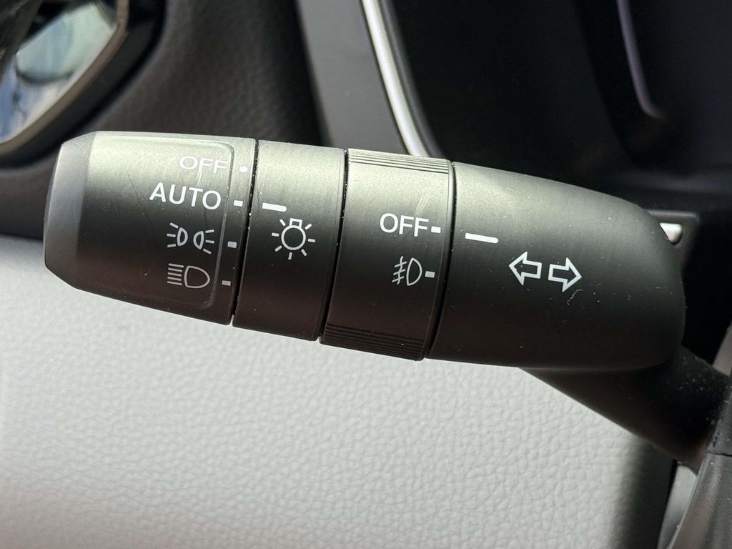Used 2025 Honda Pilot SUV