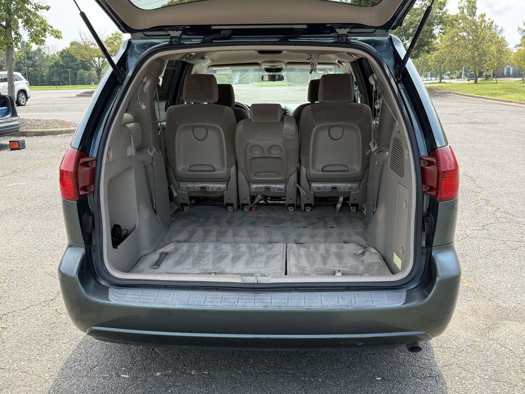 Used 2005 Toyota Sienna Van