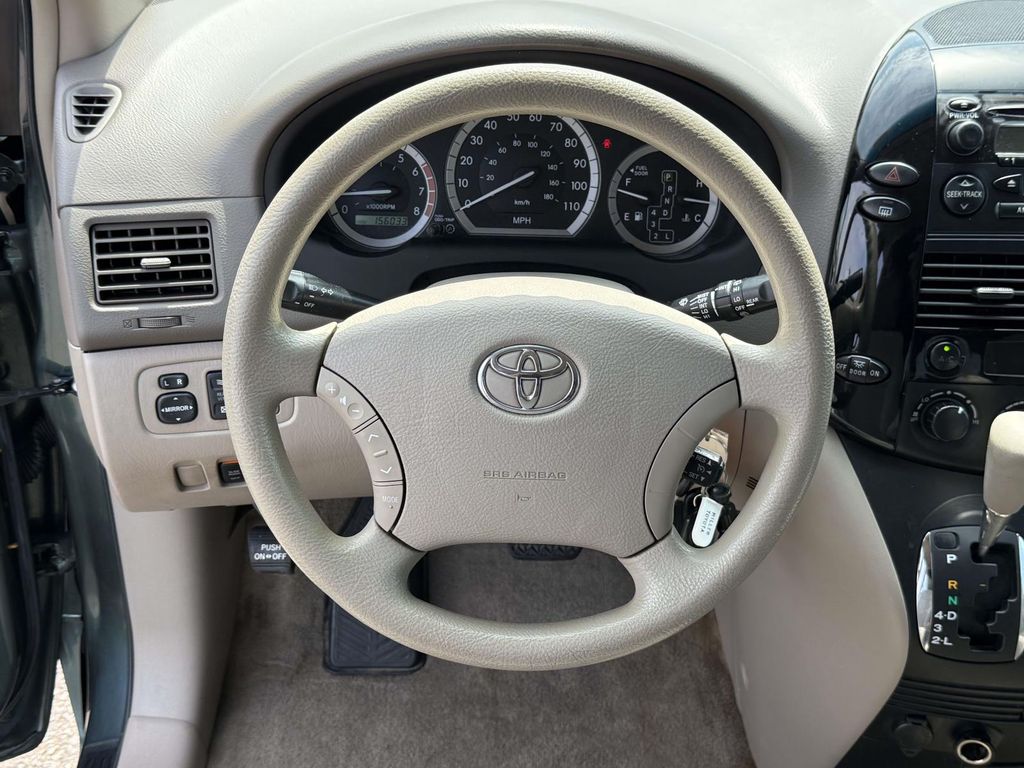 Used 2005 Toyota Sienna Van