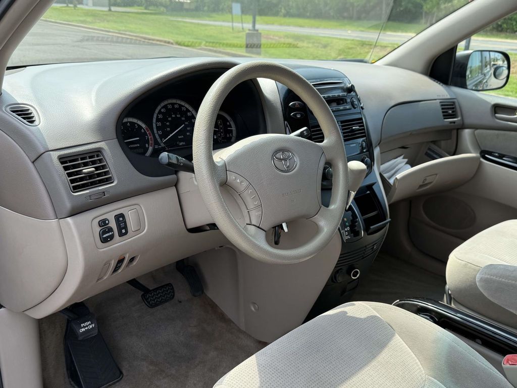 Used 2005 Toyota Sienna LE with VIN 5TDZA23C15S353468 for sale in Manassas, VA
