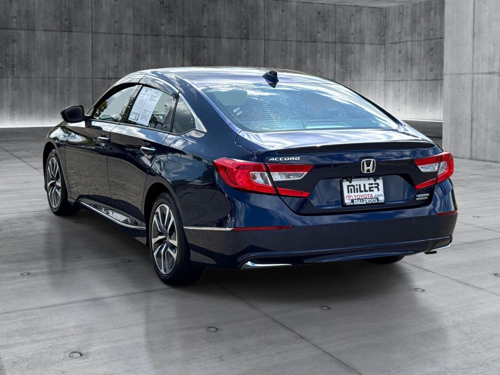Used 2018 Honda Accord Hybrid Sedan