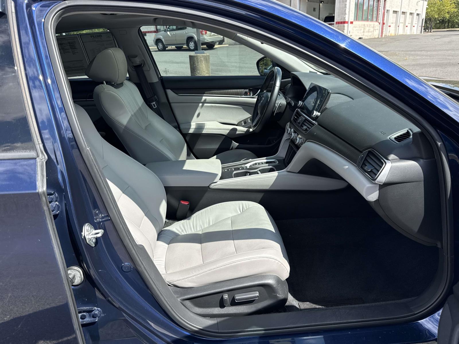 Used 2018 Honda Accord Hybrid Sedan
