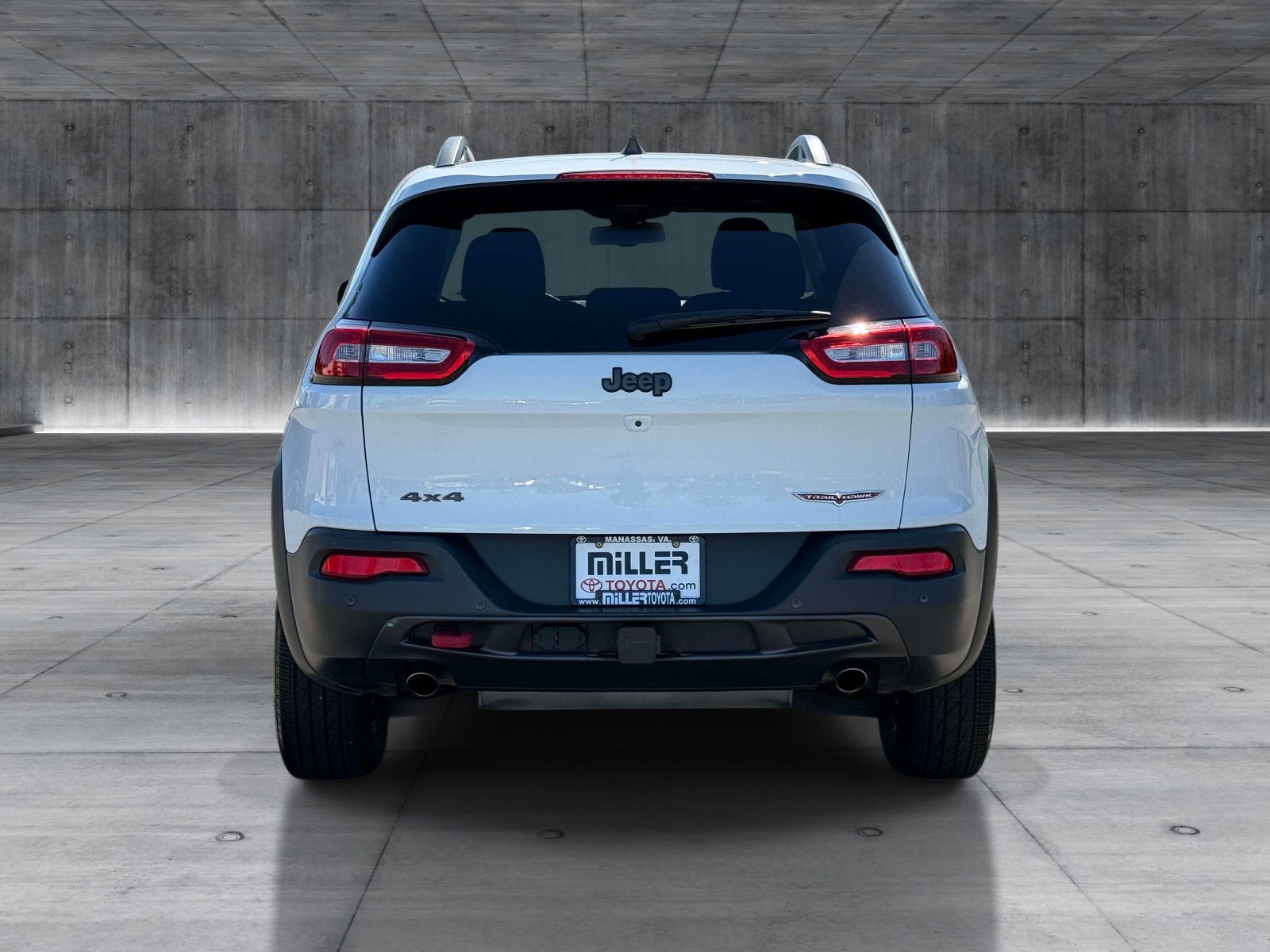 Used 2018 Jeep Cherokee SUV