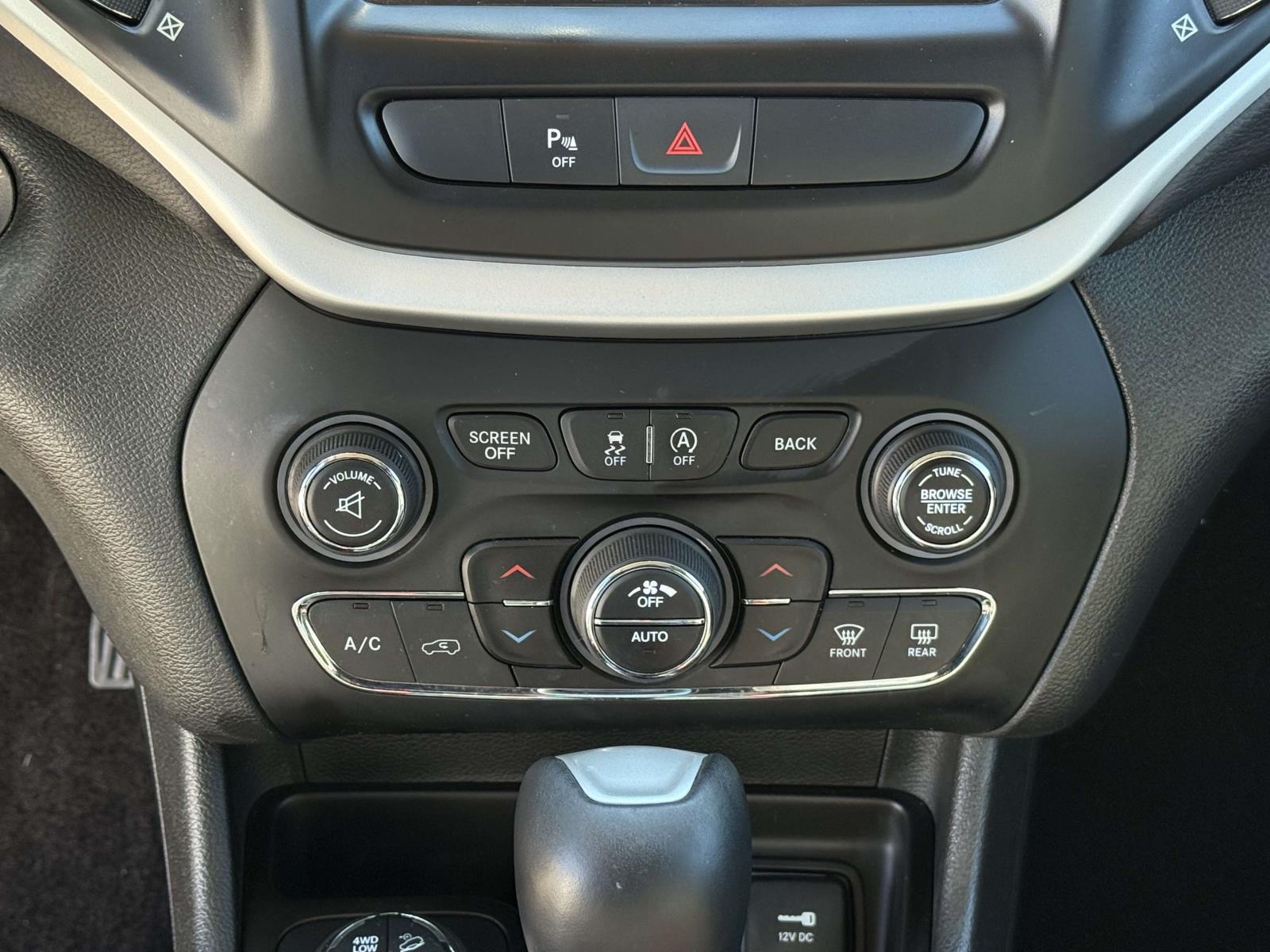 Used 2018 Jeep Cherokee SUV