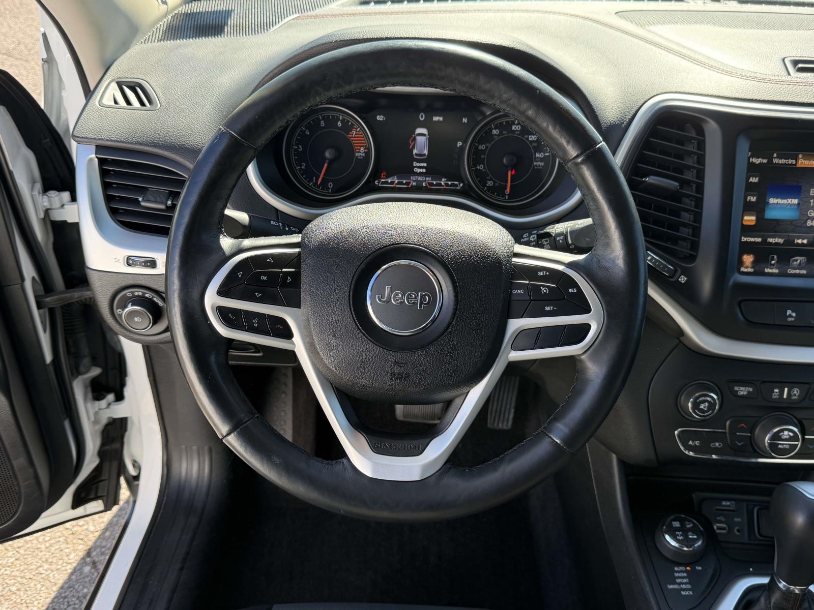 Used 2018 Jeep Cherokee SUV