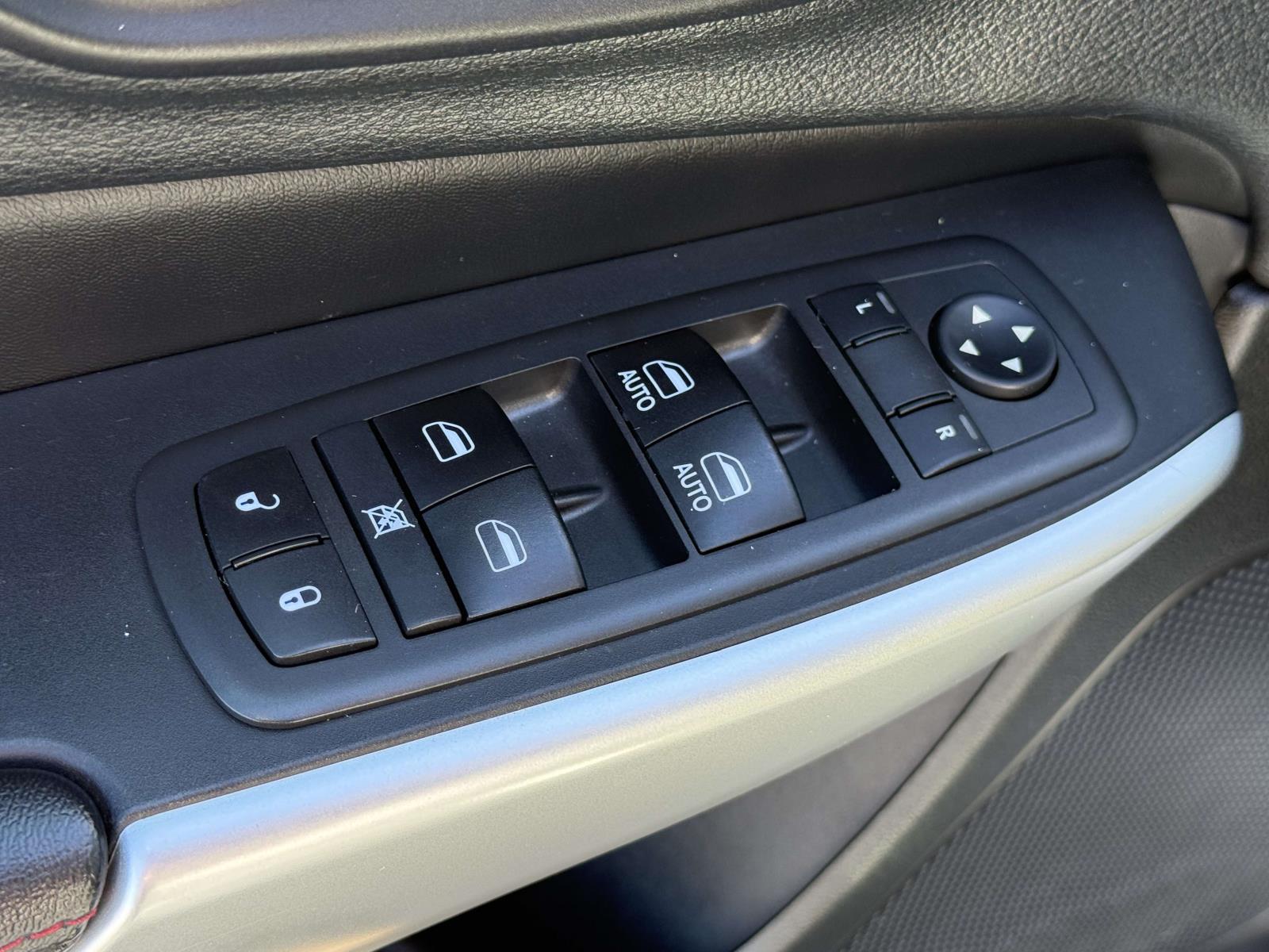 Used 2018 Jeep Cherokee SUV