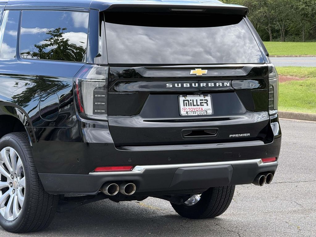 Used 2025 Chevrolet Suburban SUV