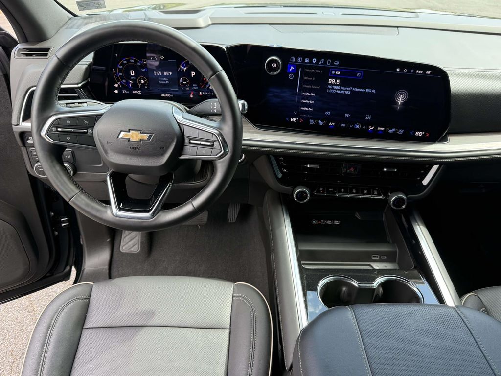 Used 2025 Chevrolet Suburban SUV