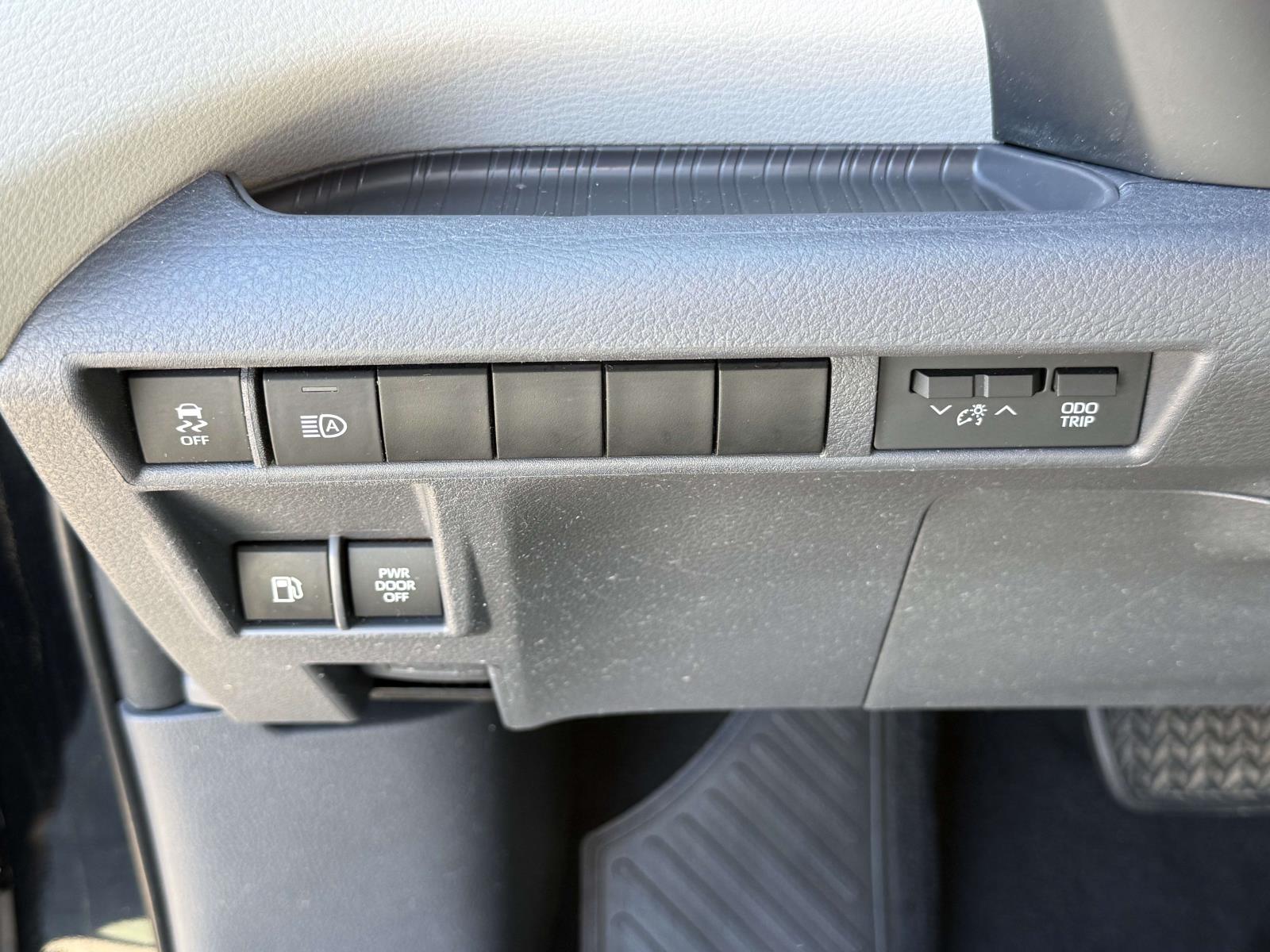 Used 2021 Toyota Sienna Van