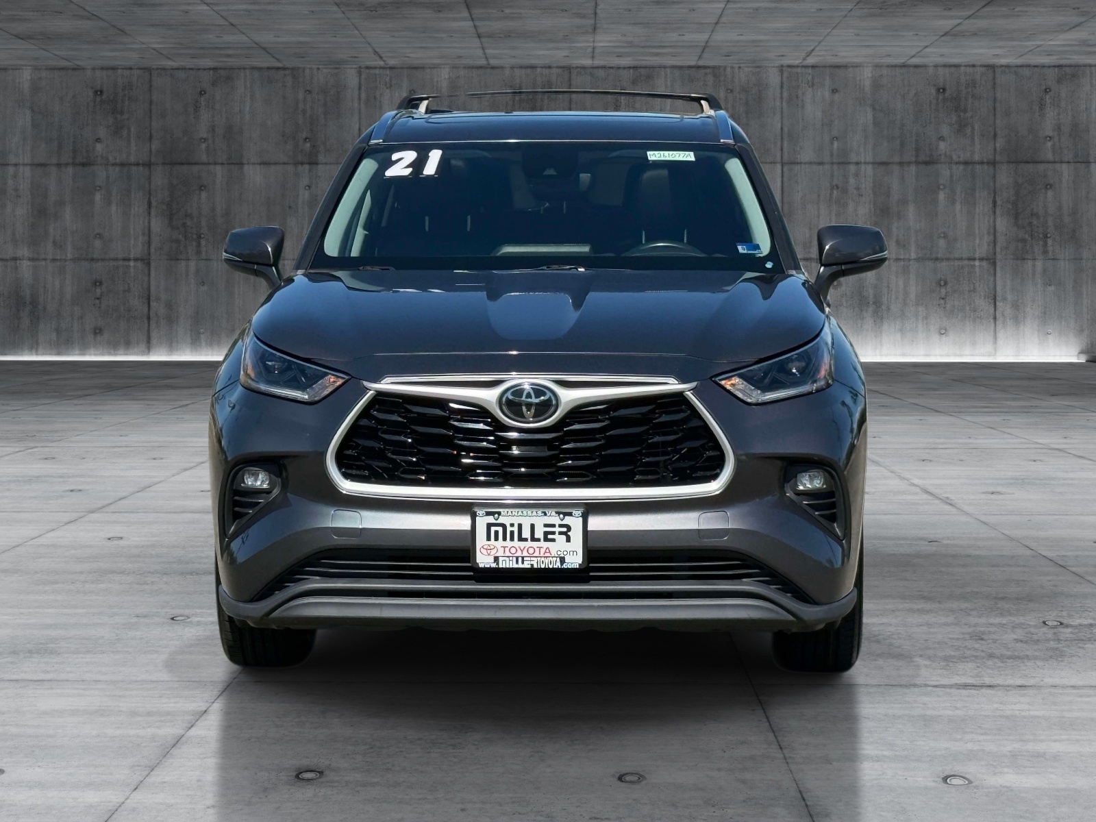 Used 2021 Toyota Highlander SUV