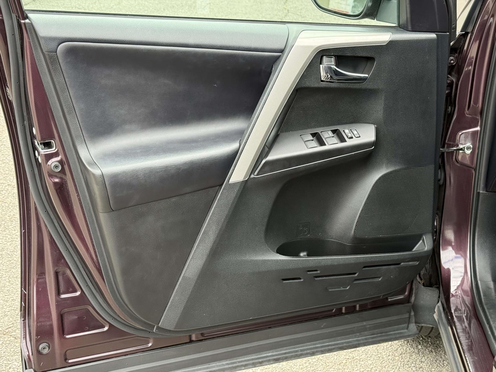 Used 2018 Toyota RAV4 SUV